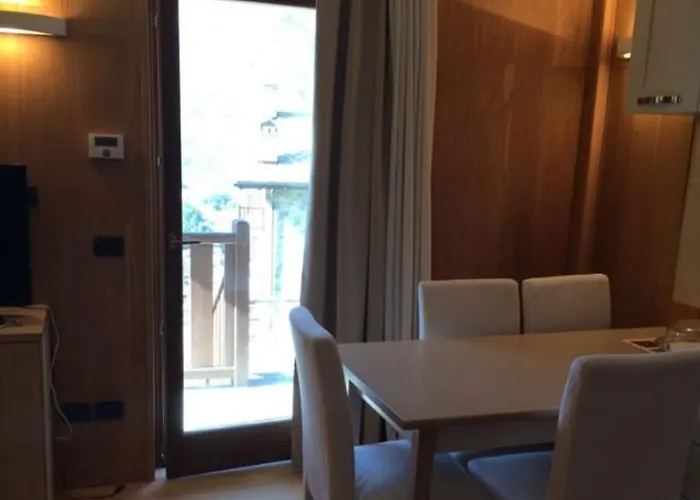 Accogliente Sulle Piste Da Sci